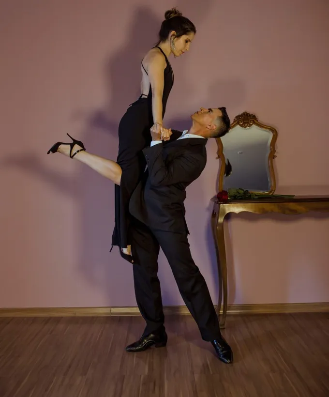Casal dançando tango
